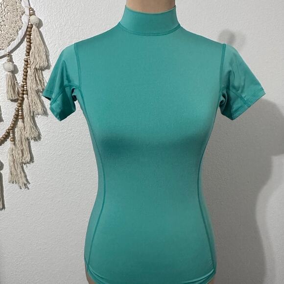 Patagonia top - Picture 1 of 12